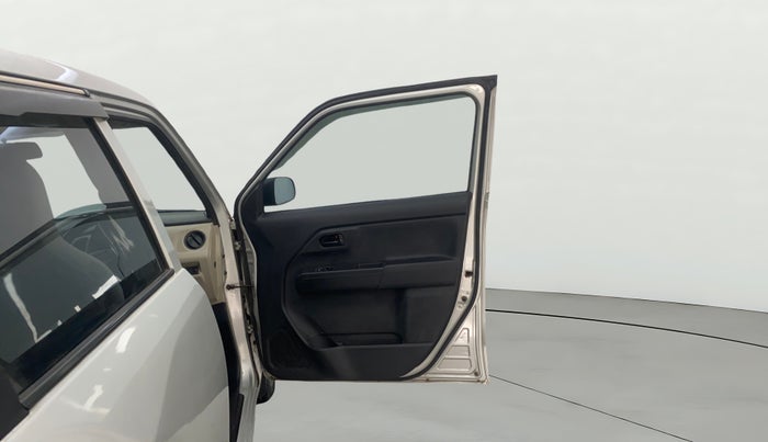 2021 Maruti New Wagon-R LXI CNG (O) 1.0, CNG, Manual, 49,827 km, RHS Front Door