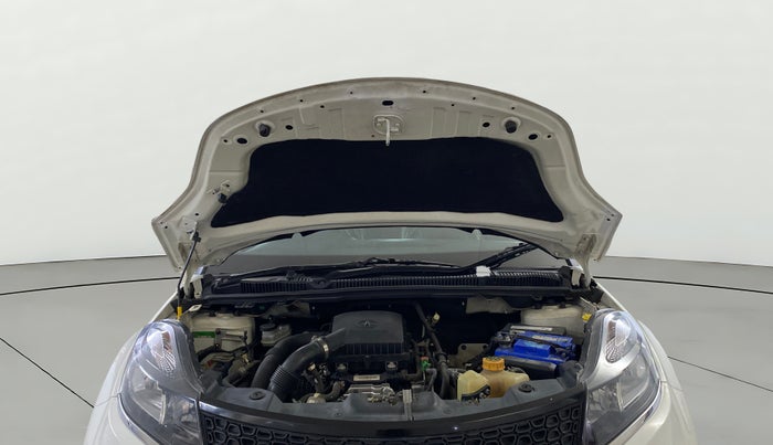 2019 Tata NEXON XM PETROL, Petrol, Manual, 25,690 km, Open Bonet