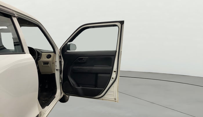 2020 Maruti New Wagon-R LXI CNG (O) 1.0, CNG, Manual, 88,704 km, RHS Front Door