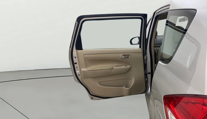 2017 Maruti Ertiga ZDI + SHVS, Diesel, Manual, 68,376 km, LHS Rear Door