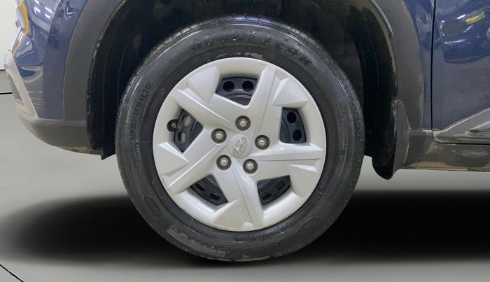 2021 Hyundai VENUE S 1.2, Petrol, Manual, 22,857 km, Left Front Wheel