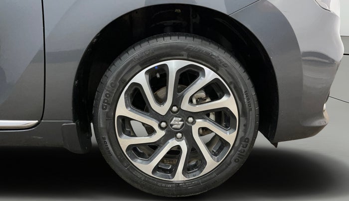 2022 Maruti Baleno ALPHA PETROL 1.2, Petrol, Manual, 62,819 km, Right Front Wheel
