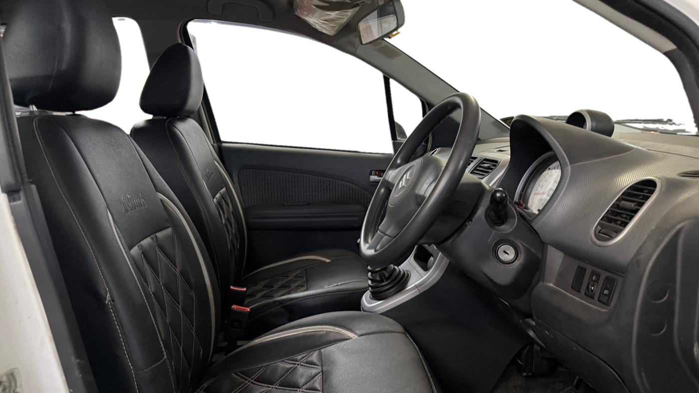 2014 Maruti Ritz VXI, Petrol, Manual, 30,844 km, Right Side Front Door Cabin