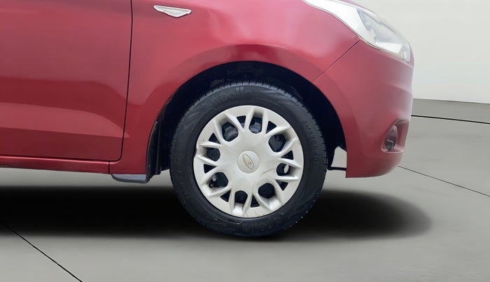 2016 Ford Figo Aspire TREND 1.2 PETROL, Petrol, Manual, 92,931 km, Right Front Wheel