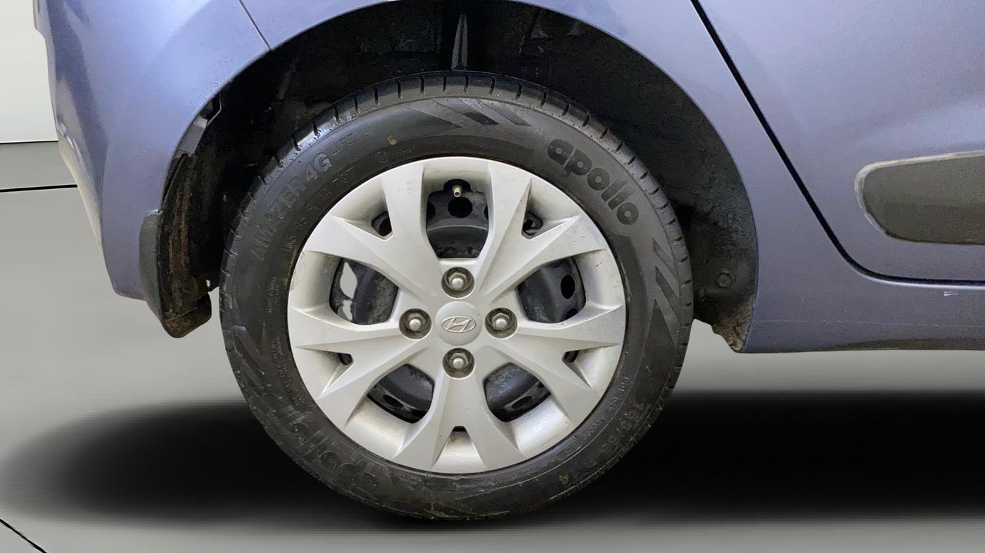 2014 Hyundai Grand i10 SPORTZ 1.2 KAPPA VTVT, Petrol, Manual, 89,175 km, Right Rear Wheel