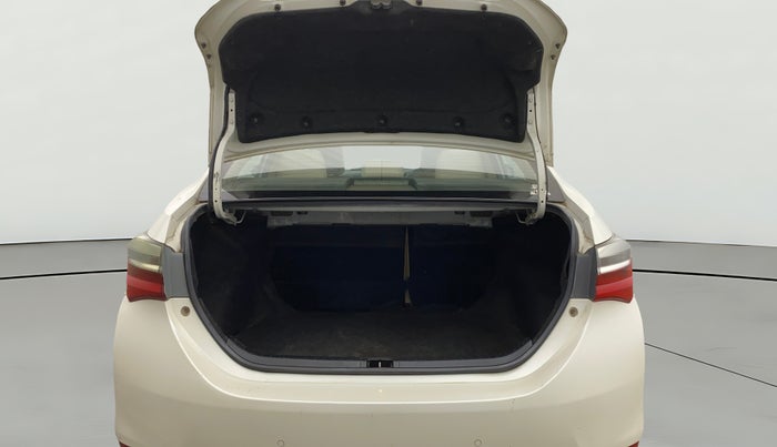 2018 Toyota Corolla Altis VL CVT PETROL, Petrol, Automatic, 97,142 km, Boot Open Zoomed View