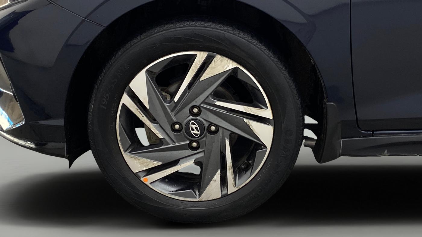 2022 Hyundai NEW I20 ASTA (O) 1.2 AT, Petrol, Automatic, 69,504 km, Left Front Wheel