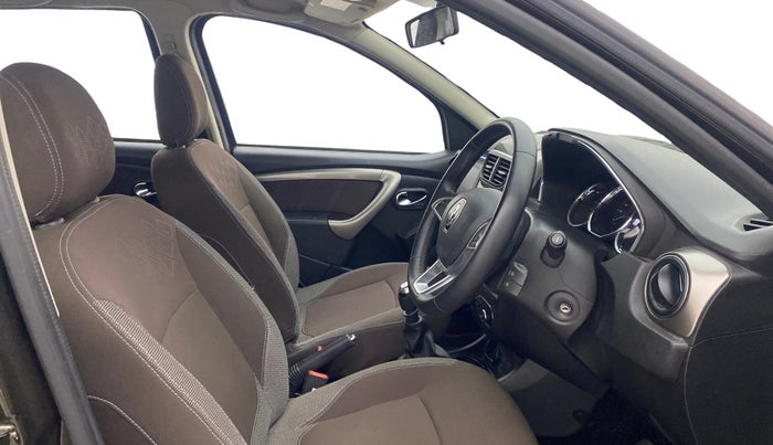 2021 Renault Duster RXZ 1.3 TURBO PETROL MT, Petrol, Manual, 38,941 km, Right Side Front Door Cabin