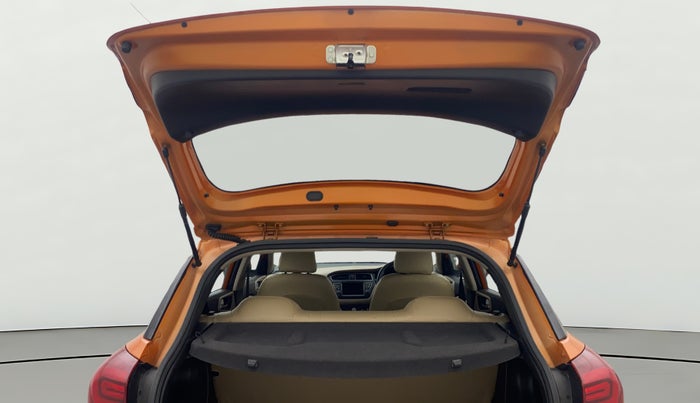 2019 Hyundai Elite i20 SPORTZ PLUS 1.2, Petrol, Manual, 38,273 km, Boot Door Open