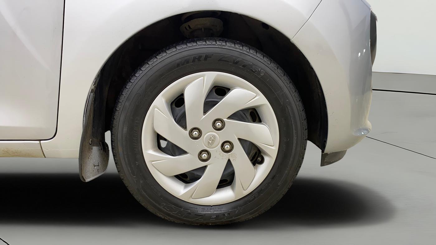2018 Hyundai NEW SANTRO ASTA MT, Petrol, Manual, 14,999 km, Right Front Wheel