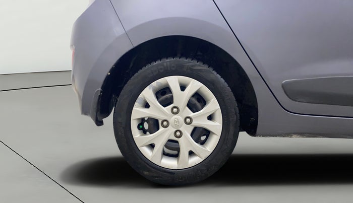 2015 Hyundai Grand i10 SPORTZ 1.1 CRDI, Diesel, Manual, 95,517 km, Right Rear Wheel