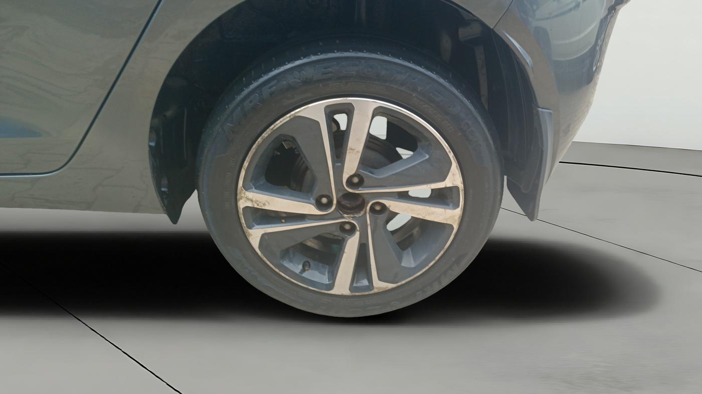 2023 Tata ALTROZ XZ Plus Sunroof i-Turbo , Petrol, Manual, 45,516 km, Left Rear Wheel