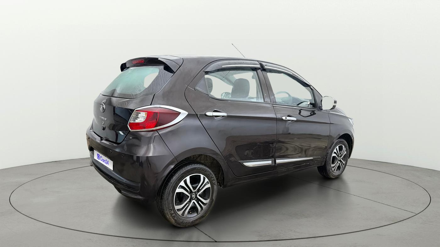 2023 Tata Tiago XTA PETROL, Petrol, Automatic, 19,334 km, Right Back Diagonal