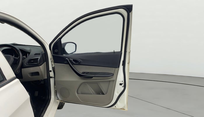 2019 Tata Tiago XM PETROL, Petrol, Manual, 83,231 km, RHS Front Door