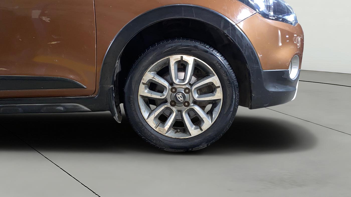 2018 Hyundai i20 Active 1.2 SX, Petrol, Manual, 64,290 km, Right Front Wheel
