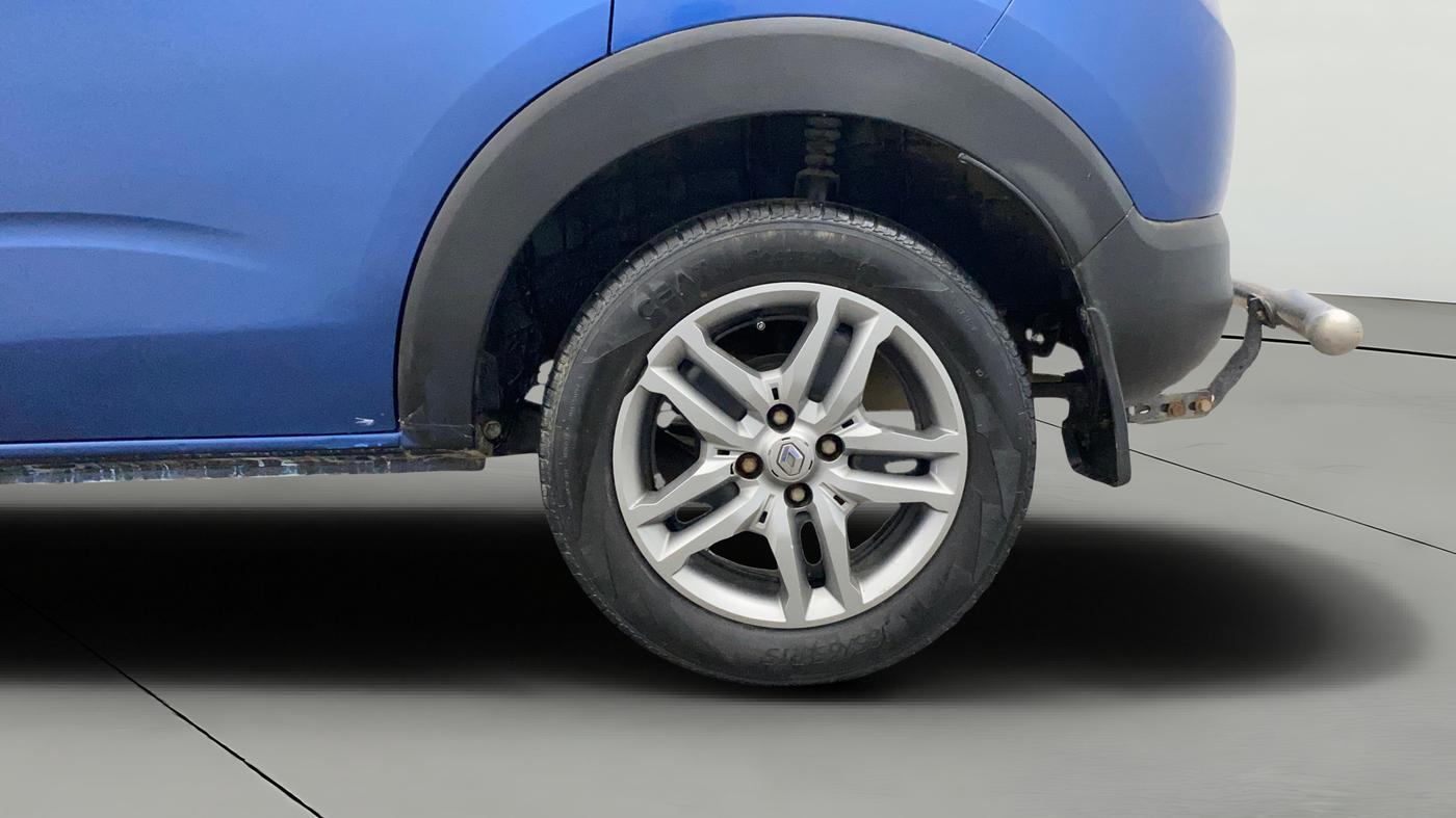 2020 Renault TRIBER RXZ, Petrol, Manual, 80,509 km, Left Rear Wheel
