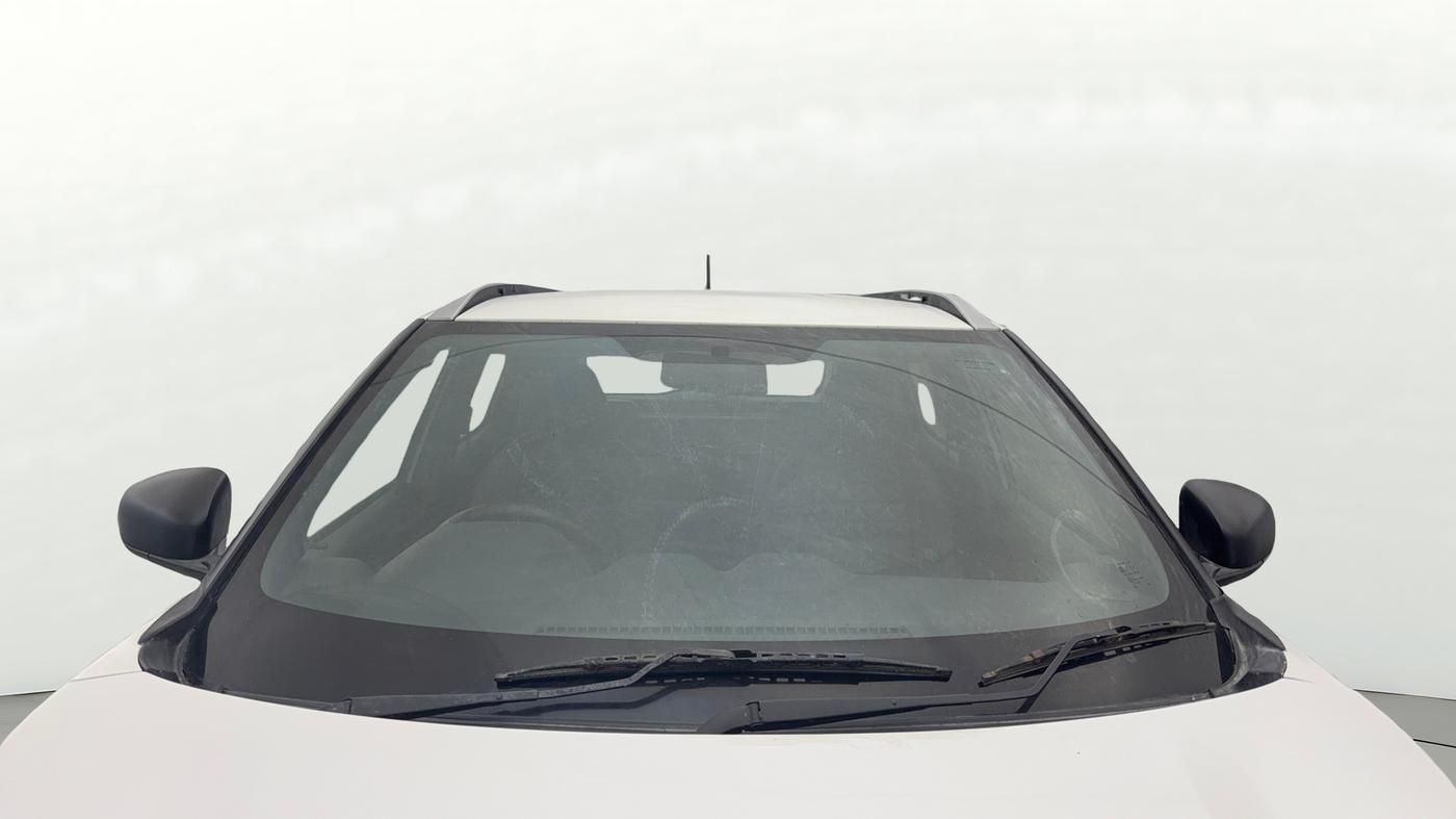 2023 Nissan MAGNITE XE, Petrol, Manual, 43,529 km, Front Windshield