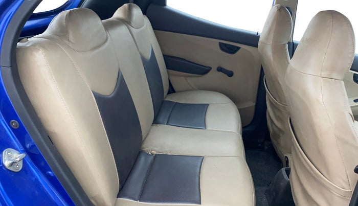 2013 Hyundai Eon ERA +, Petrol, Manual, 61,944 km, Right Side Rear Door Cabin