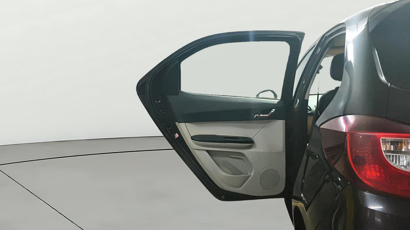 2023 Tata Tiago XZ PLUS CNG, CNG, Manual, 37,636 km, LHS Rear Door