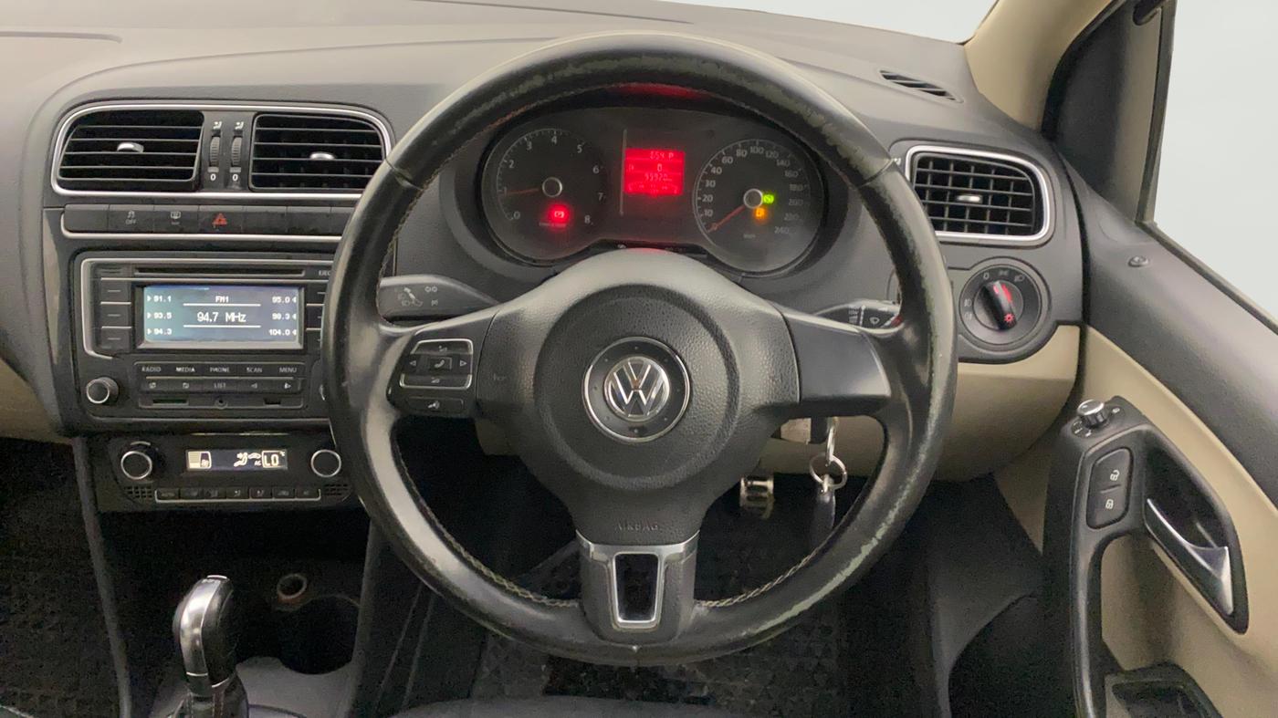 2013 Volkswagen Polo GT TSI AT, Petrol, Automatic, 99,849 km, Steering Wheel Close Up