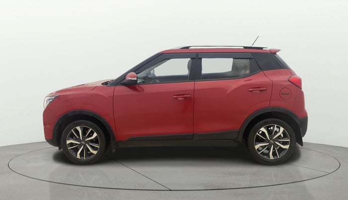 2019 Mahindra XUV300 W8 (O) 1.5 DIESEL AMT, Diesel, Automatic, 64,912 km, Left Side