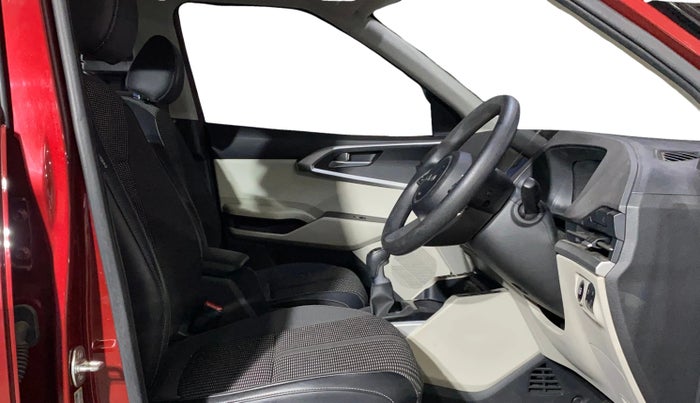 2023 KIA CARENS PRESTIGE PLUS 1.5 PETROL IMT 7 STR, Petrol, Manual, 5,561 km, Right Side Front Door Cabin