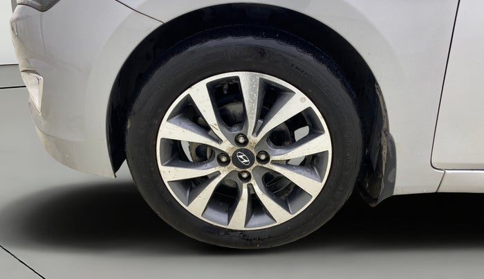 2016 Hyundai Verna 1.6 VTVT SX, Petrol, Manual, 94,141 km, Left Front Wheel