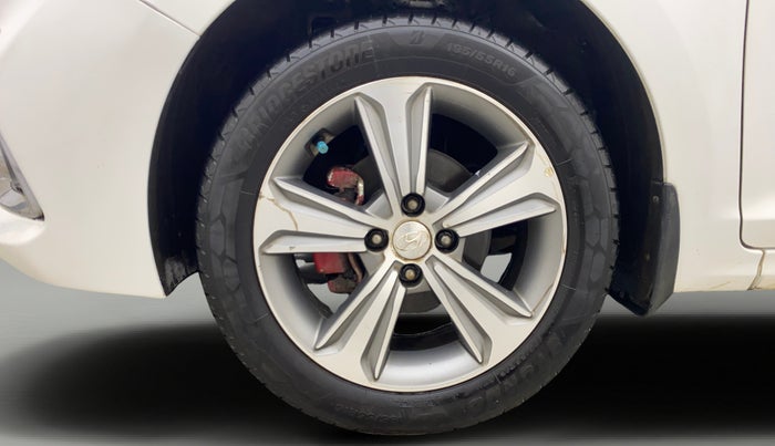 2019 Hyundai Verna 1.6 VTVT SX, Petrol, Manual, 1,12,885 km, Left Front Wheel