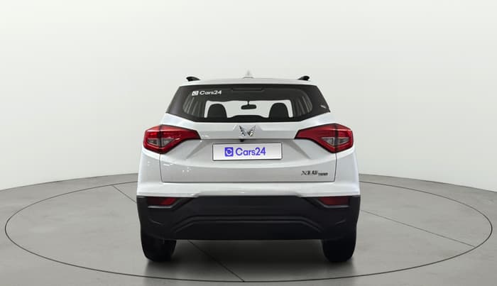 2024 Mahindra XUV300 W4 1.5 DIESEL, Diesel, Manual, 84,053 km, Back/Rear