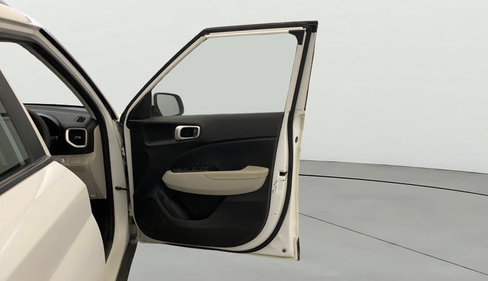 2023 Hyundai VENUE SX (O) 1.5 CRDI, Diesel, Manual, 81,168 km, RHS Front Door