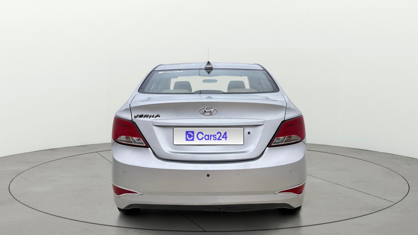 2016 Hyundai Verna FLUIDIC 4S 1.4 VTVT, Petrol, Manual, 62,339 km, Back/Rear