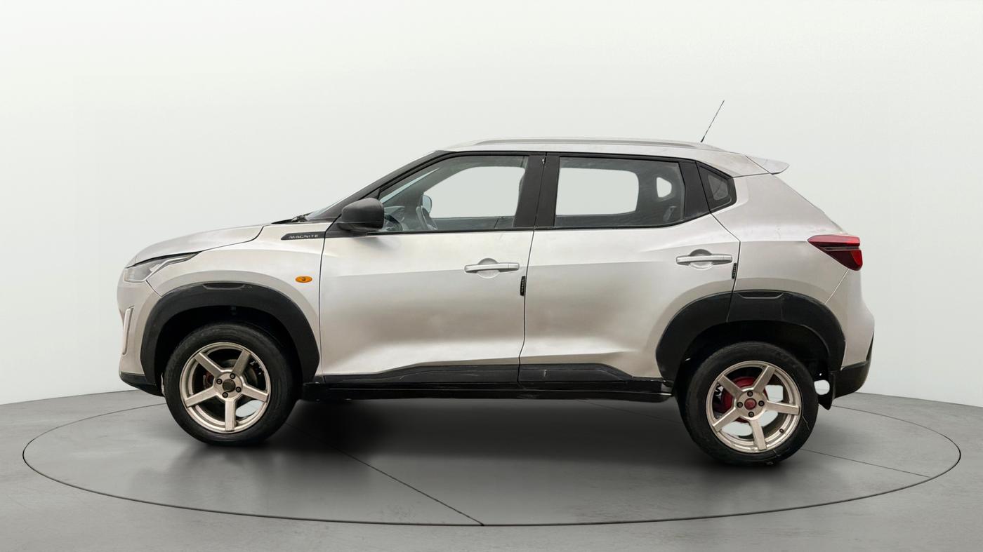 2022 Nissan MAGNITE XE, Petrol, Manual, 55,594 km, Left Side