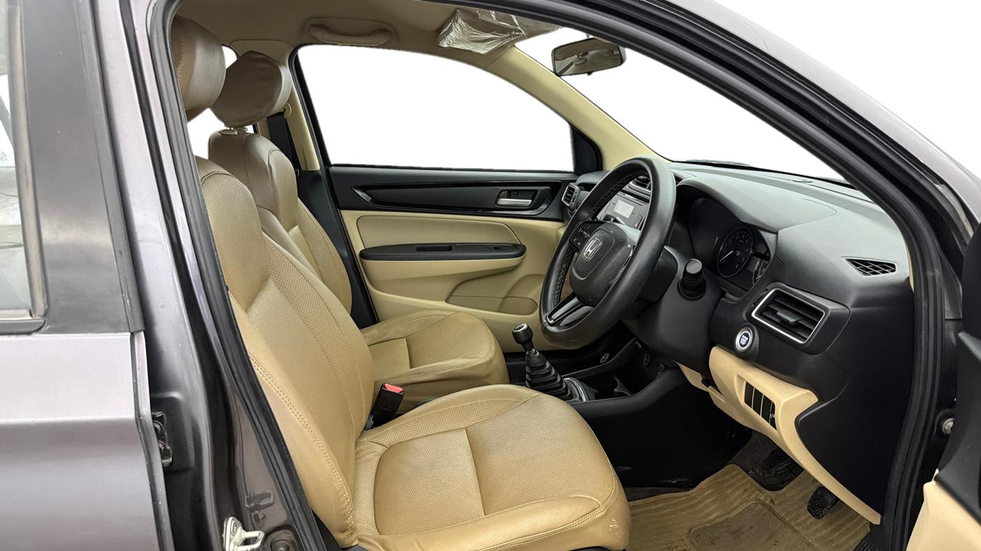 2019 Honda Amaze 1.2L I-VTEC V, Petrol, Manual, 48,713 km, Right Side Front Door Cabin