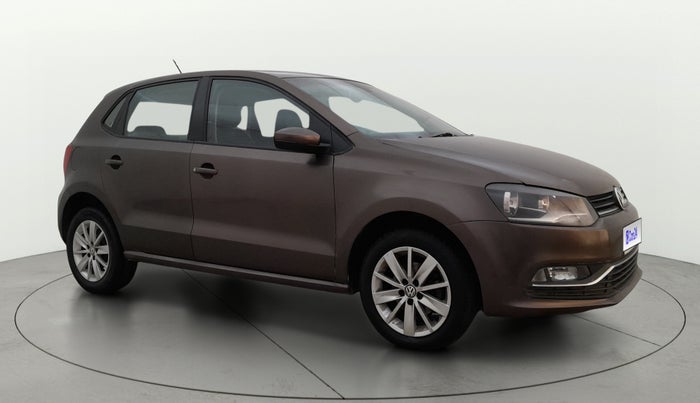 2017 Volkswagen Polo HIGHLINE1.2L, Petrol, Manual, 1,10,489 km, Right Front Diagonal