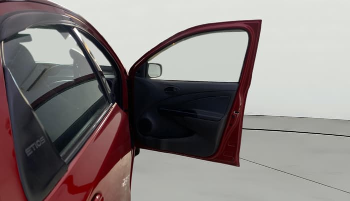 2012 Toyota Etios G, Petrol, Manual, 53,710 km, RHS Front Door