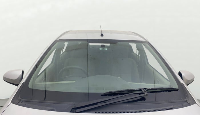 2015 Toyota Etios Liva G, Petrol, Manual, 38,768 km, Front Windshield