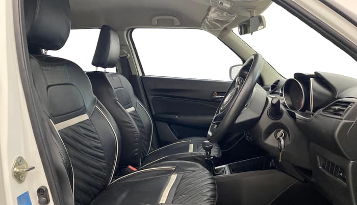 2019 Maruti Swift VXI, Petrol, Manual, 1,15,082 km, Right Side Front Door Cabin