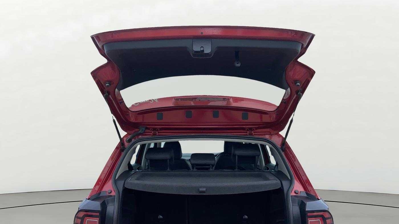 2022 Volkswagen TAIGUN TOPLINE 1.0 TSI AT, Petrol, Automatic, 36,669 km, Boot Door Open