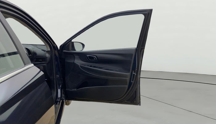 2021 Hyundai NEW I20 SPORTZ 1.2 MT, Petrol, Manual, 13,513 km, RHS Front Door