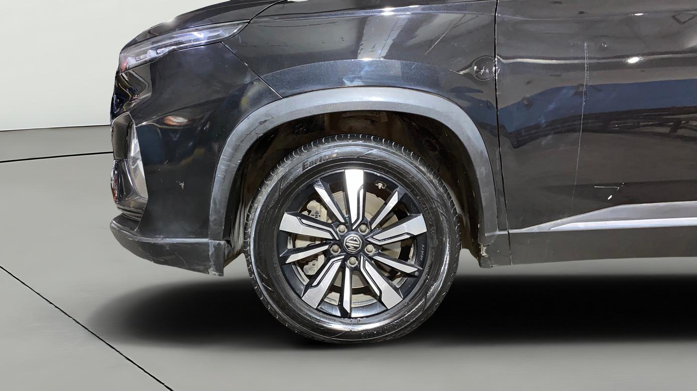 2020 MG HECTOR PLUS SHARP 1.5 PETROL TURBO DCT 6-STR, Petrol, Automatic, 87,094 km, Left Front Wheel