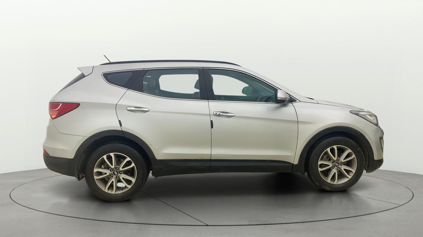 2014 Hyundai Santa Fe 4 WD AT, Diesel, Automatic, 1,45,736 km, Right Side View