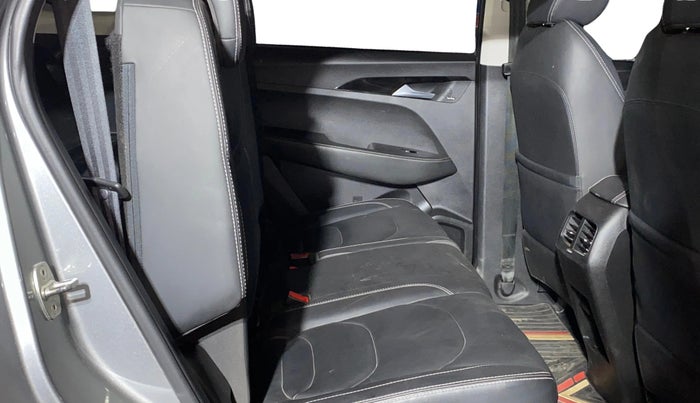 2019 MG HECTOR SHARP 1.5 DCT PETROL, Petrol, Automatic, 60,175 km, Right Side Rear Door Cabin