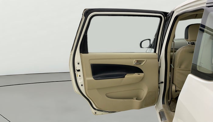 2015 Maruti Ertiga VXI, CNG, Manual, 77,466 km, LHS Rear Door