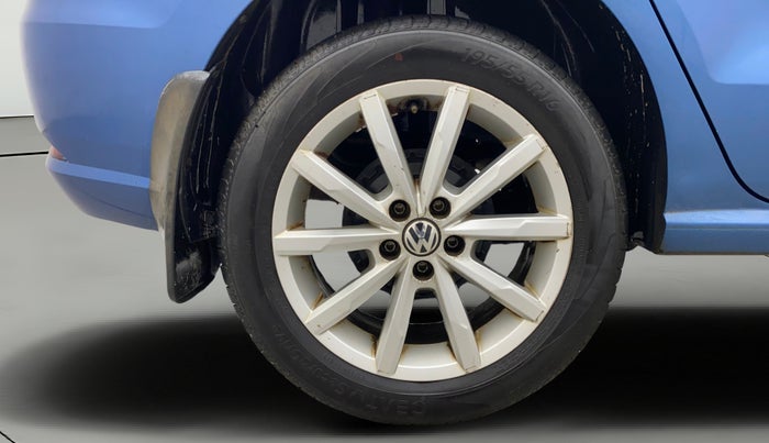 2017 Volkswagen Ameo HIGHLINE PLUS 1.5L AT 16 ALLOY, Diesel, Automatic, 40,829 km, Right Rear Wheel