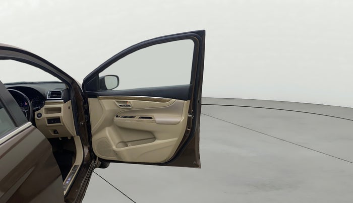 2019 Maruti Ciaz ALPHA 1.5 SHVS PETROL, Petrol, Manual, 57,322 km, RHS Front Door