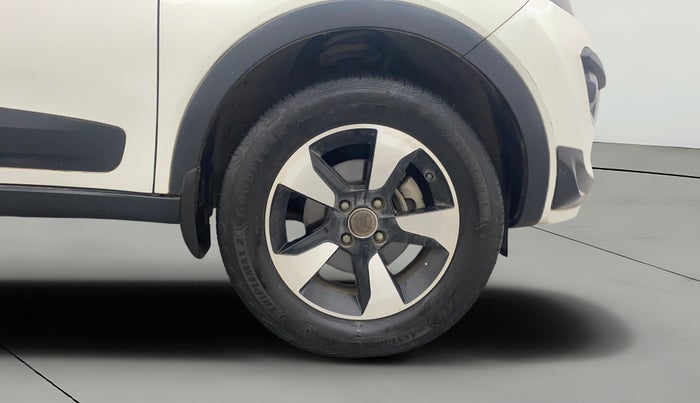 2019 Tata NEXON XZA PLUS PETROL, Petrol, Automatic, 99,894 km, Right Front Wheel