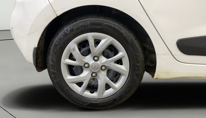 2018 Hyundai Grand i10 SPORTZ 1.2 KAPPA VTVT, CNG, Manual, 56,338 km, Right Rear Wheel