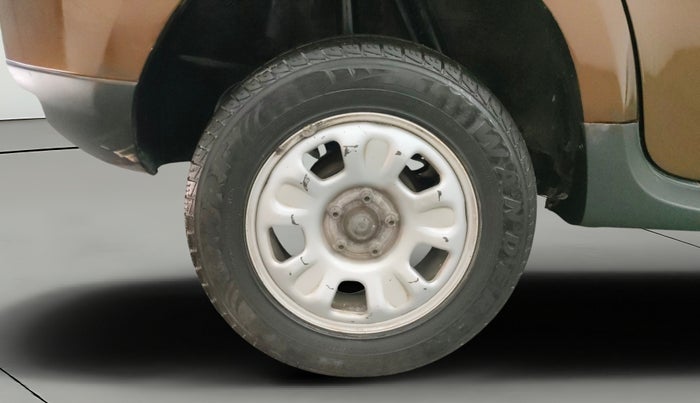 2013 Renault Duster RXL PETROL, Petrol, Manual, 23,481 km, Right Rear Wheel