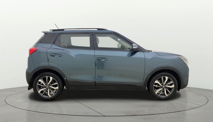 2021 Mahindra XUV300 W8 (O) 1.2 PETROL AMT, CNG, Automatic, 42,659 km, Right Side View