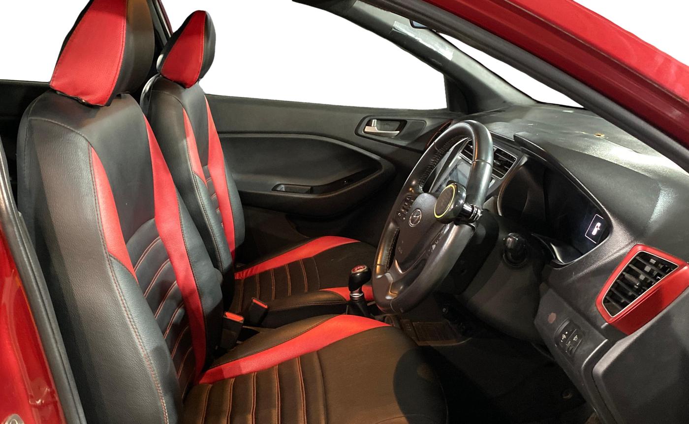 2019 Hyundai i20 Active 1.2 SX, Petrol, Manual, 41,528 km, Right Side Front Door Cabin